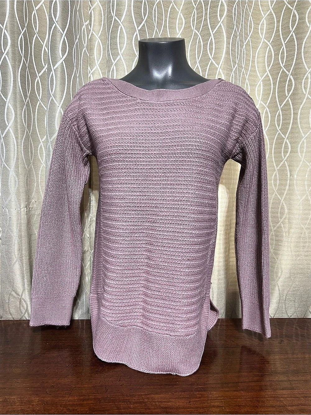 Kismet Knit Crewneck Sweater in Dusty Rose Size Medium